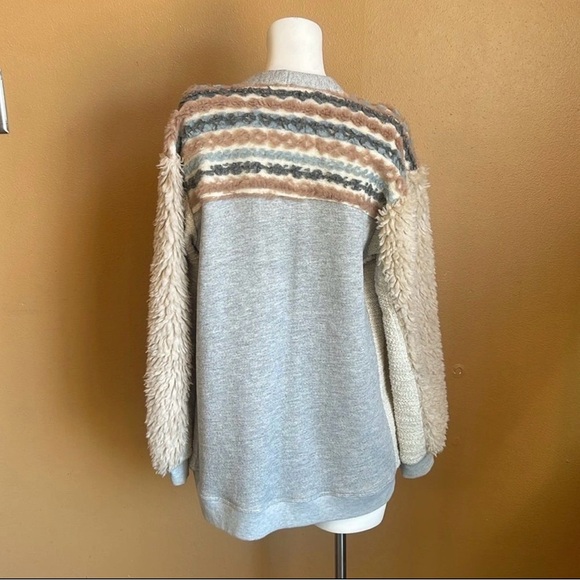 Anthropologie Amadi textured front open cardigan. Faux Sherpa Cardigan - Picture 7 of 12